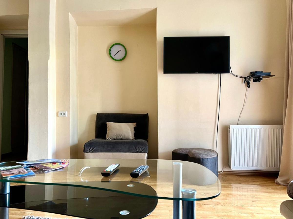 Apartment In Old Tbilisi Orbeliani Square Exterior photo